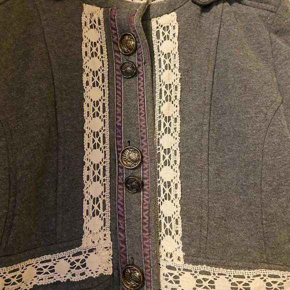 Lace Knitted Dove Hooded Jacket - Picture 3 of 6